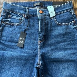 NWT Ann Taylor The High Rise Straight - Size 4 Petite (4P)